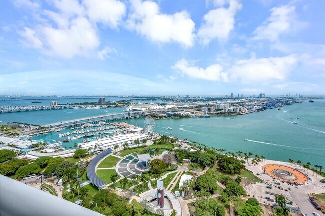 Building Photo - 50 Biscayne Blvd