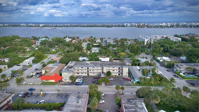 Building Photo - 1410 S Federal Hwy