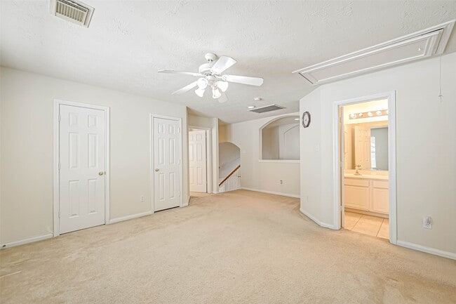 Building Photo - 16635 Bishop Knoll Ln