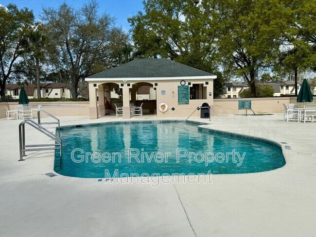 Building Photo - 204 Augusta Cir