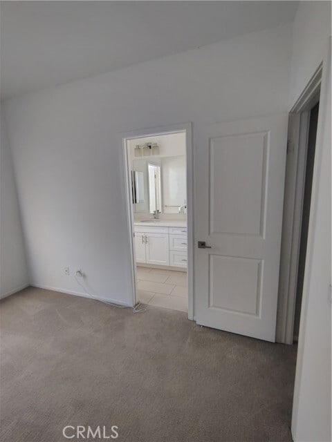 Building Photo - 937 Savi Dr