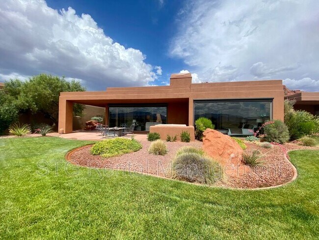 Building Photo - 2336 2336 W Entrada Trail