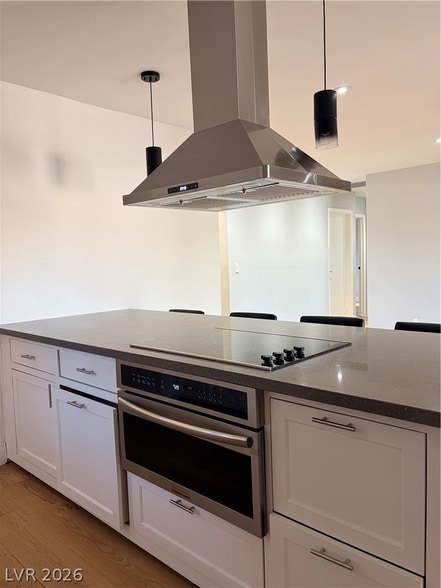 Building Photo - 2408 La Estrella St