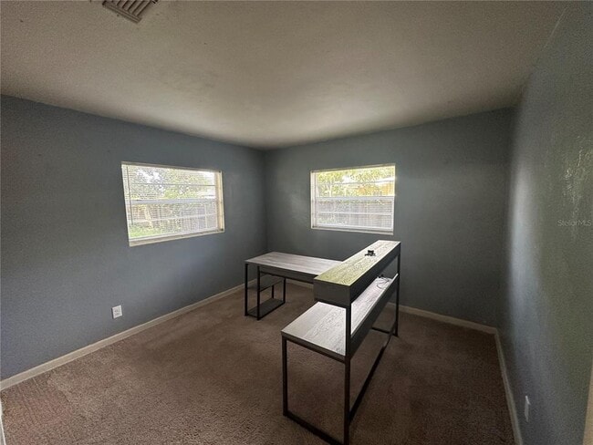 Building Photo - 918 Gloriosa Ave