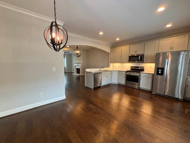 Building Photo - 962 Lennox BlvdBirmingham, AL35216