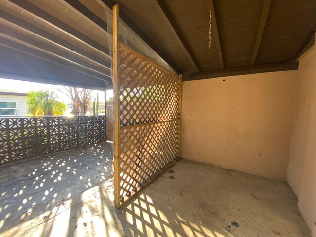 Building Photo - 21995 Catherine Ave