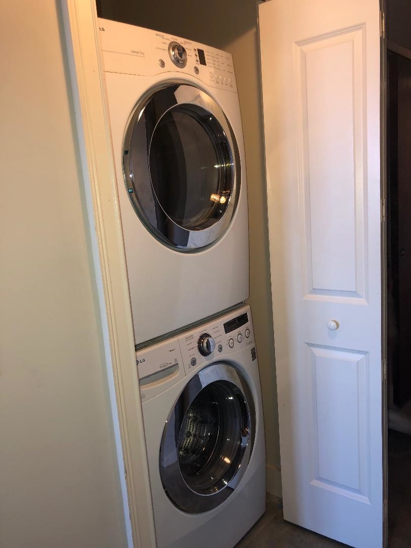 416 Washer/dryer - 1201 Front Ave
