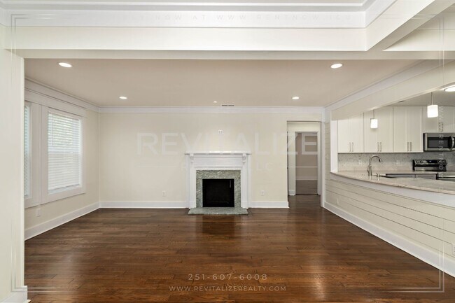 Building Photo - 80 N Hathaway Rd