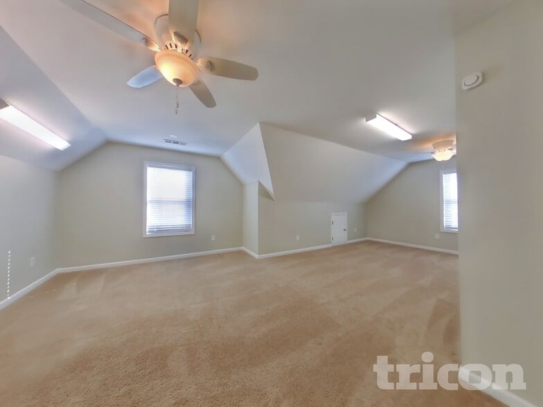 Building Photo - 83 Cross Pointe Ct