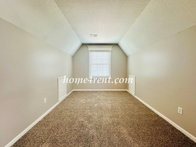 Building Photo - Blue Valley Schools, Walking Distance to Elementary School and Neighborhood Pool!