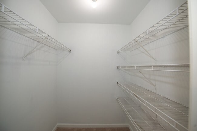 Building Photo - 225 Warm Springs Cir