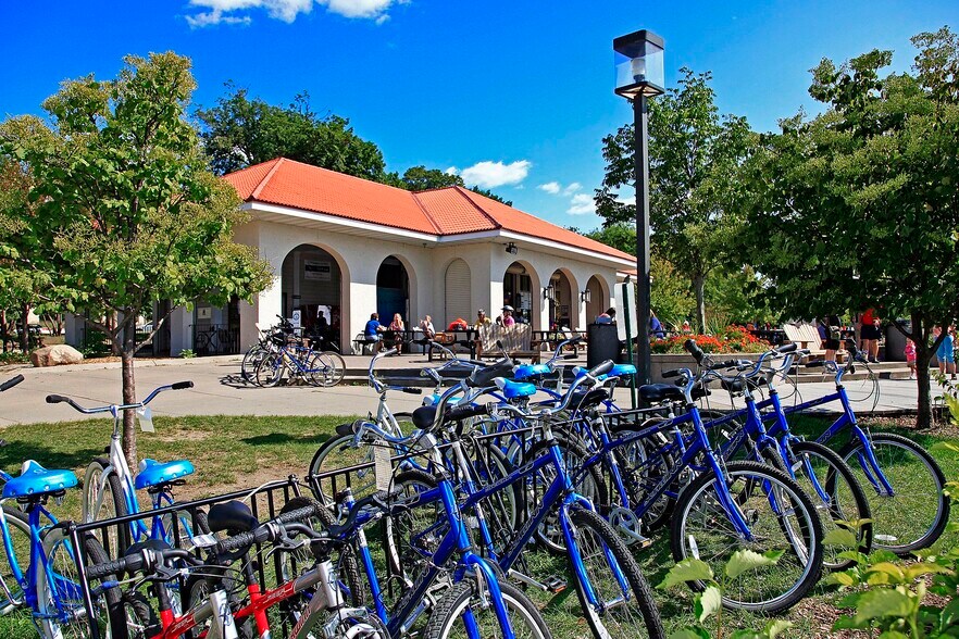 Building Photo - 3632 Colfax Ave S