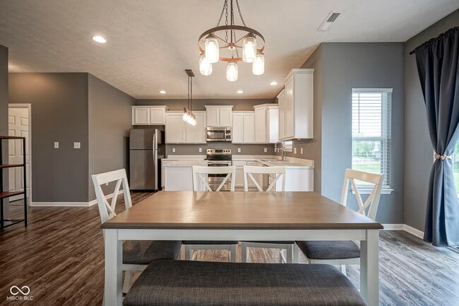 Building Photo - 16179 Larimar Dr