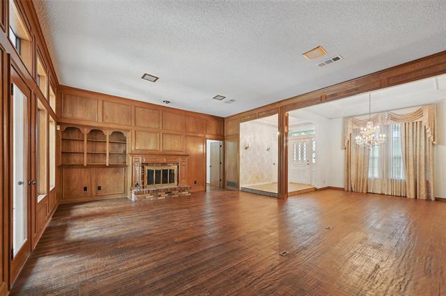 Building Photo - 9719 Amberley Dr