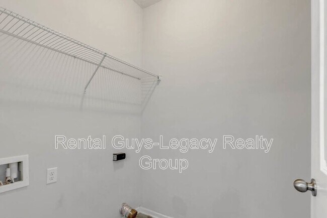 Building Photo - 14743 Rain Lily St