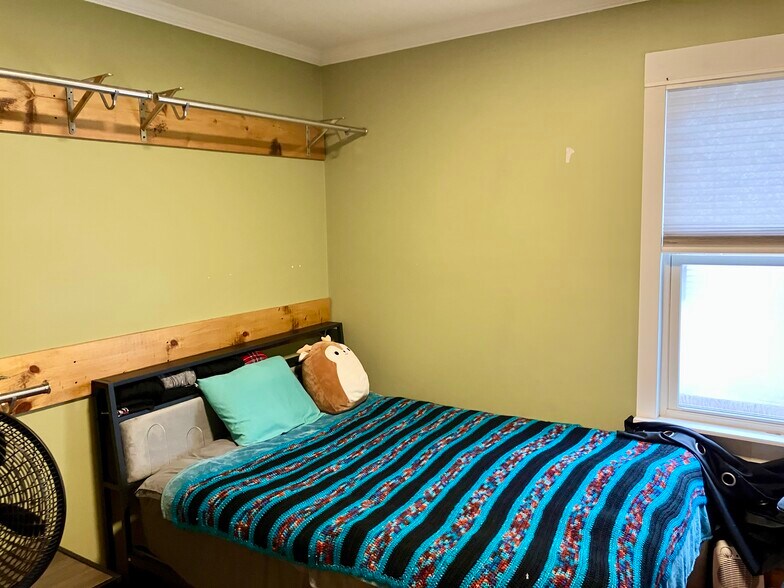 Building Photo - 67 Olcott Ave