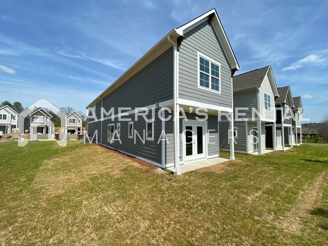 Building Photo - 179 Creek Run Way