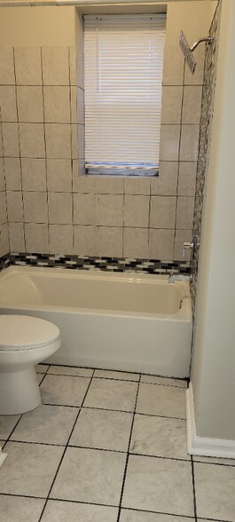 Building Photo - 5760 Theodosia Ave