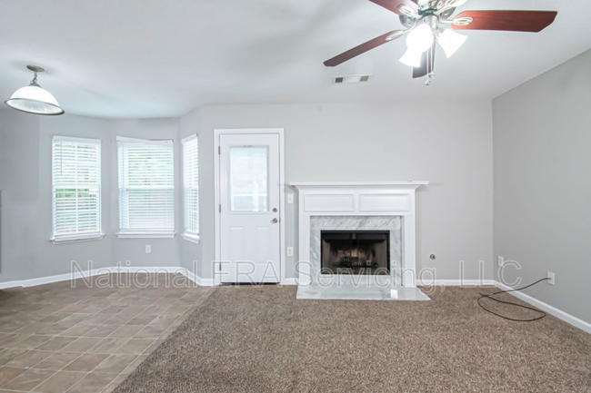 Building Photo - 145 Oak Manor Dr