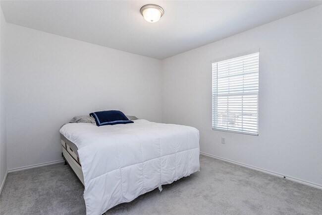Building Photo - 2023 built Sweet Home! 4bd & 3 bth