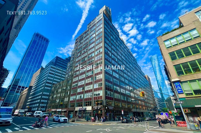 Primary Photo - 50 Murray St
