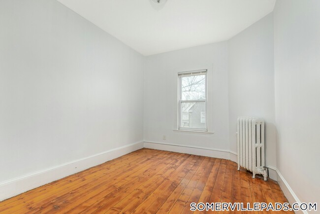 Building Photo - 103 Summer St