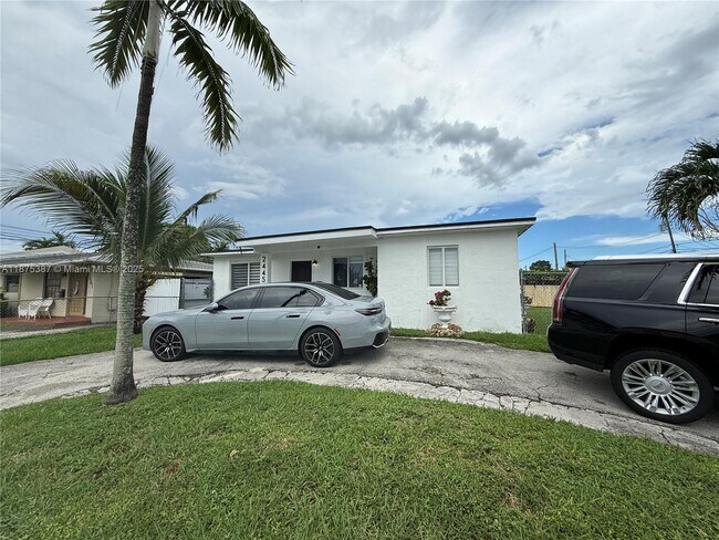 Building Photo - 2445 SW 90th Ave