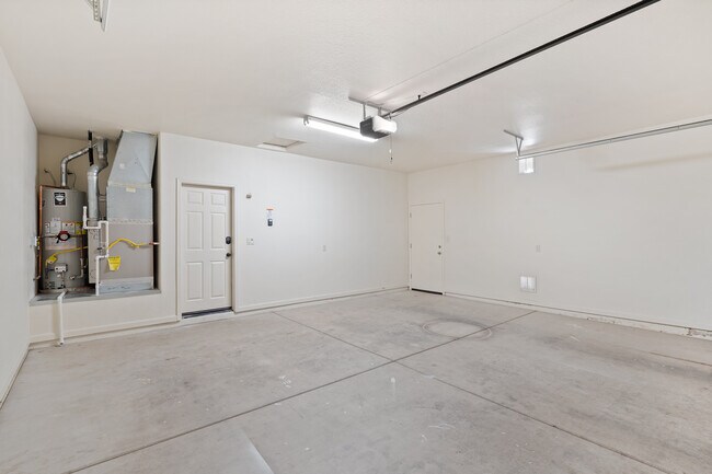 Building Photo - 5427 Cedar Springs Dr