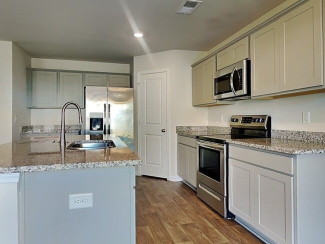 Building Photo - Available Now!  Burnside Farms  - Fenced i...