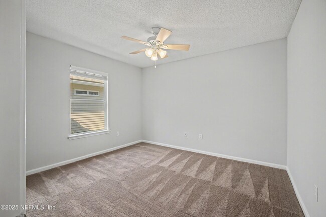 Building Photo - 1290 Ardmore St