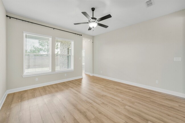 Building Photo - 14918 Mossycup Spur Wy