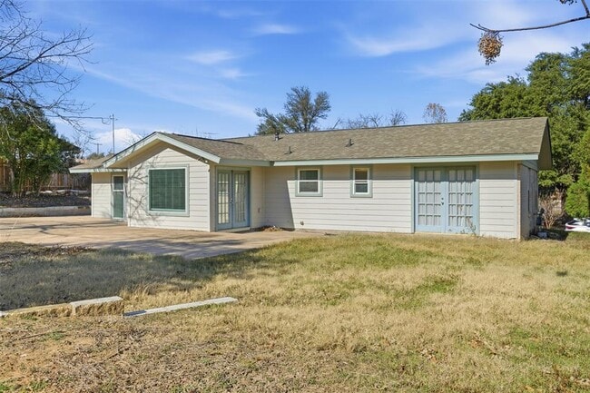 Building Photo - 1103 Floradale Dr