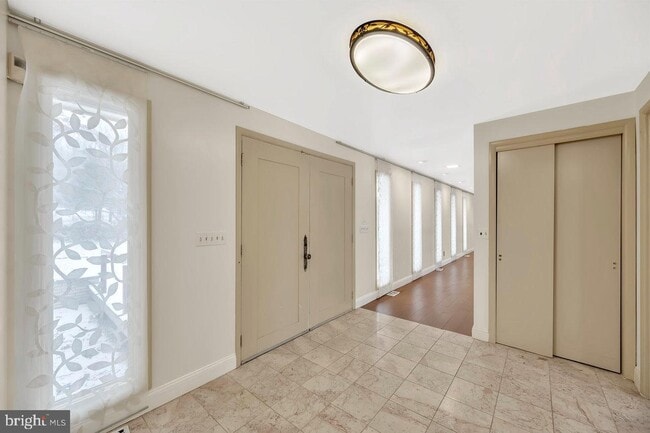Building Photo - 97 Hardy Dr
