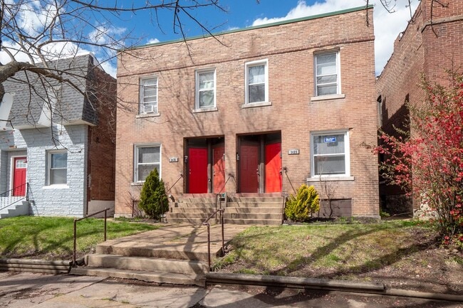 Building Photo - 3431 Juniata St