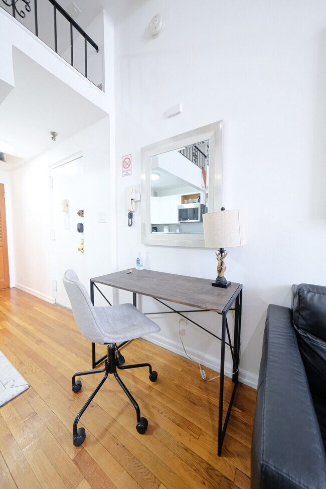 Building Photo - 28-30 West 86th Street-SI ID1031987P