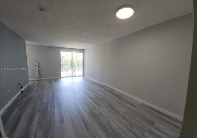 Building Photo - 17620 Atlantic Blvd