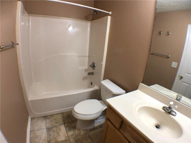 Building Photo - 3337 Baymount Way