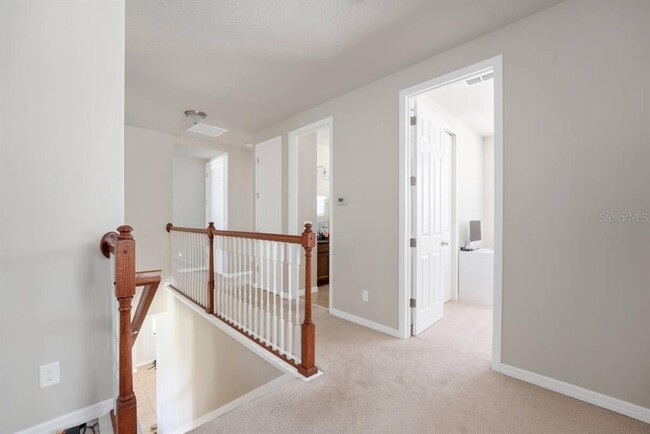 Building Photo - 5115 Longmeadow Park St