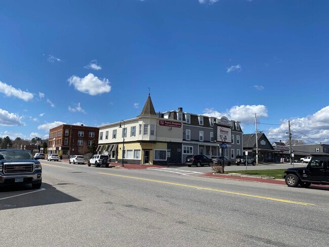 Building Photo - 4 Martin St