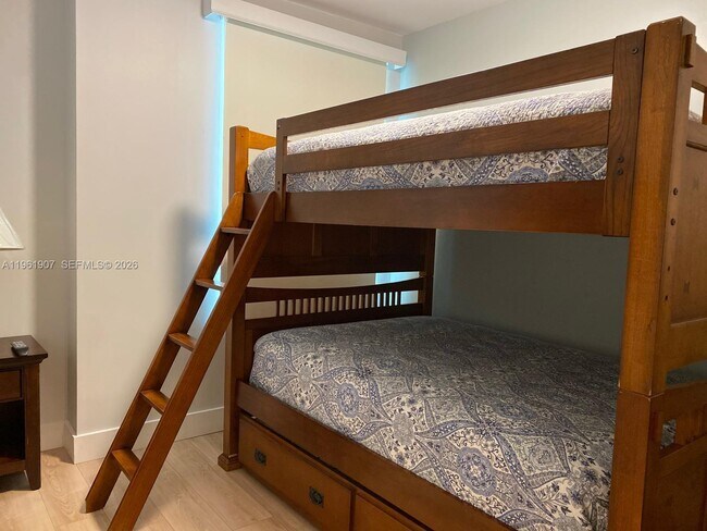 Building Photo - 7350 SW 89th St