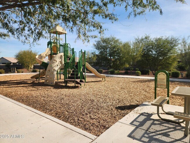 Building Photo - 13431 W Range Mule Dr