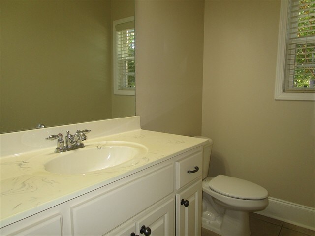 Building Photo - 140 Cambridge Woods Dr