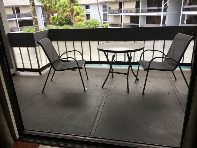 Building Photo - Waiakea Villas Condo - Studio w/full kitchen plus lanai