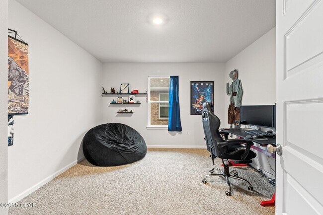 Building Photo - 6428 Slabinski Ln