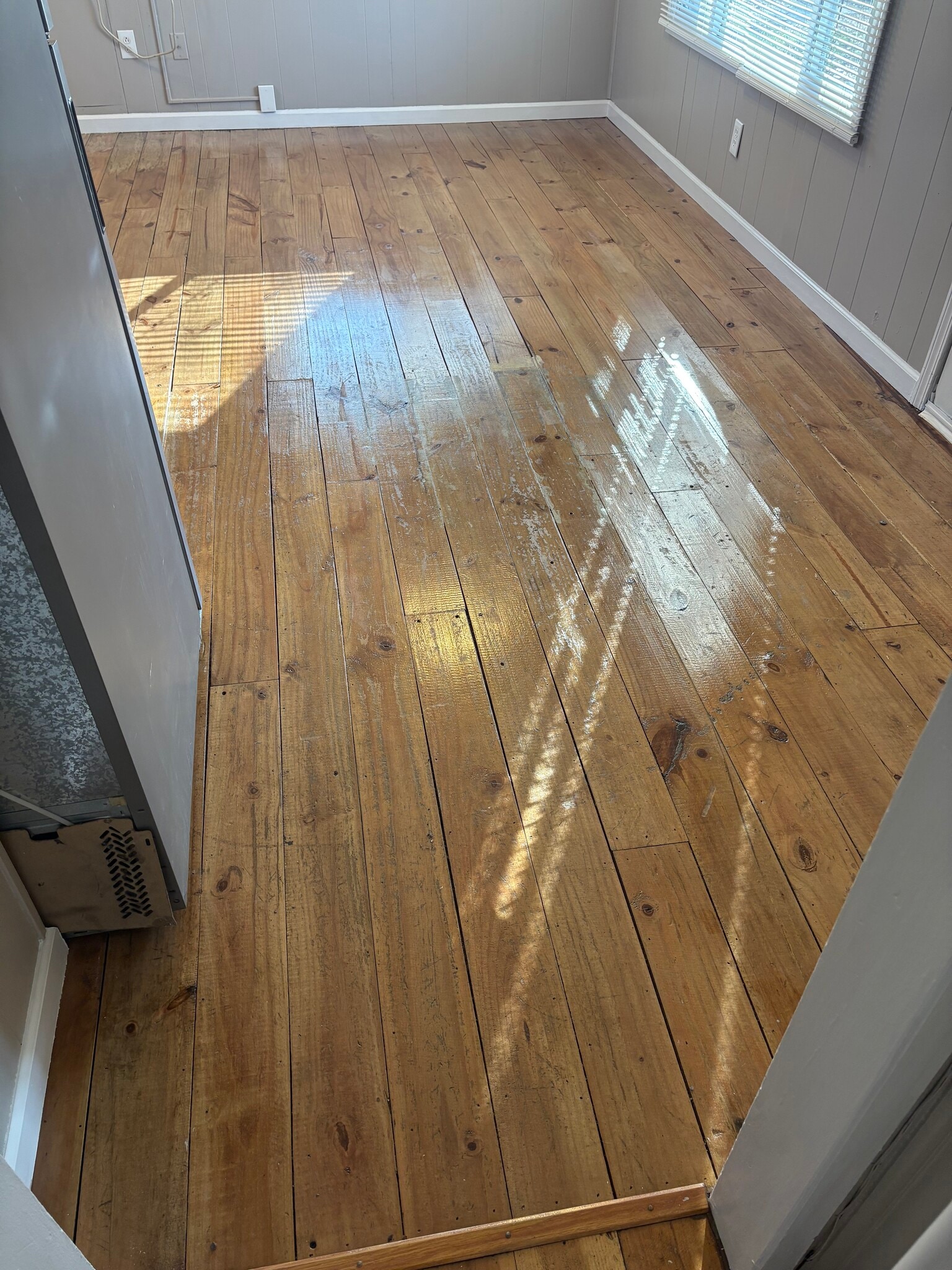 Building Photo - 2927 Godfrey St