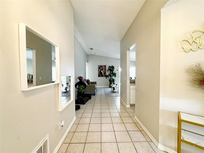 Building Photo - 1509 Indian Oaks Trail