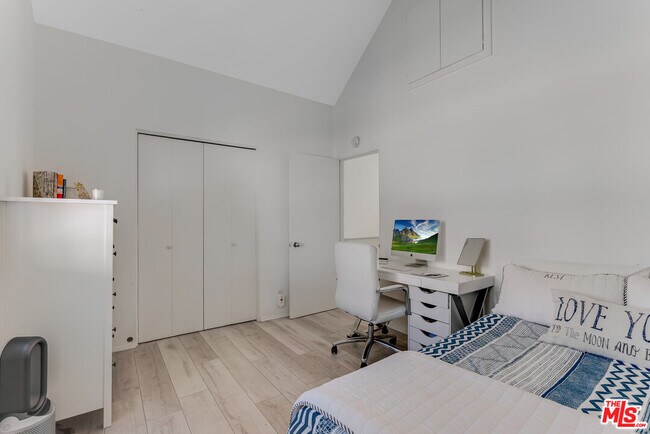 Building Photo - 28711 Pacific Coast Hwy