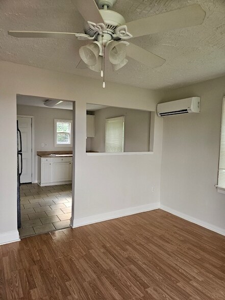 Building Photo - 308 Mt Lebanon Rd