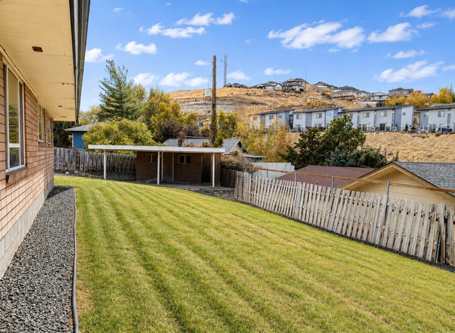 Building Photo - Tucked Away in Selah – Space, Storage & Serenity All in One!