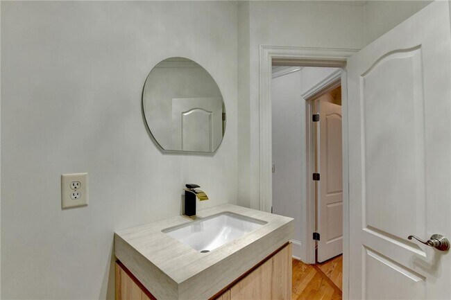 Building Photo - 7970 St Marlo Fairway Dr